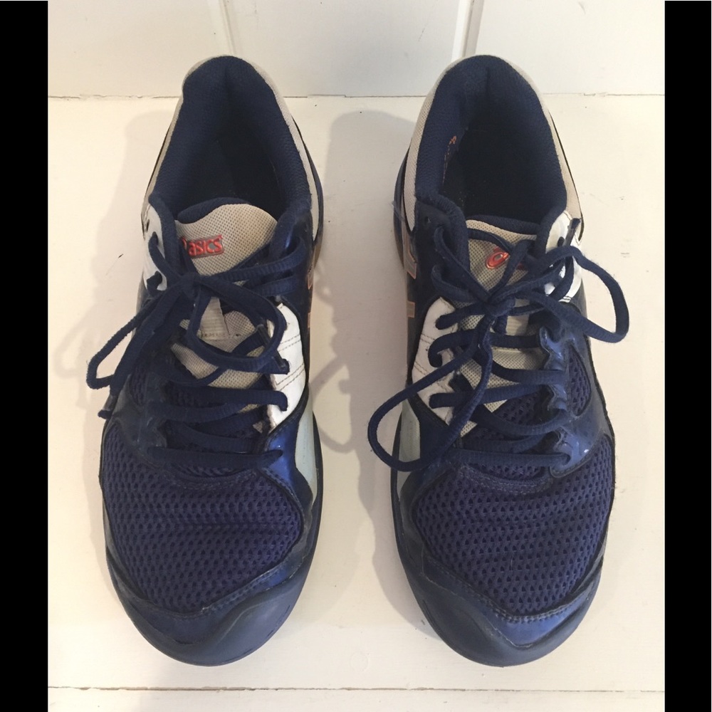 ASICS boys size 6 1/2